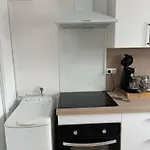 דירה Chez Stef *